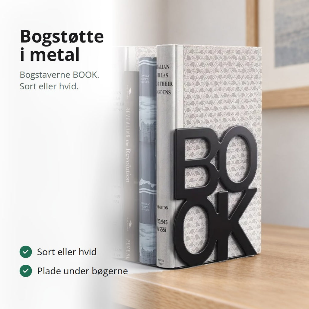 Sort bogstøtte i metal formet som ordet BOOK, der holder bøger oprejst på en hylde