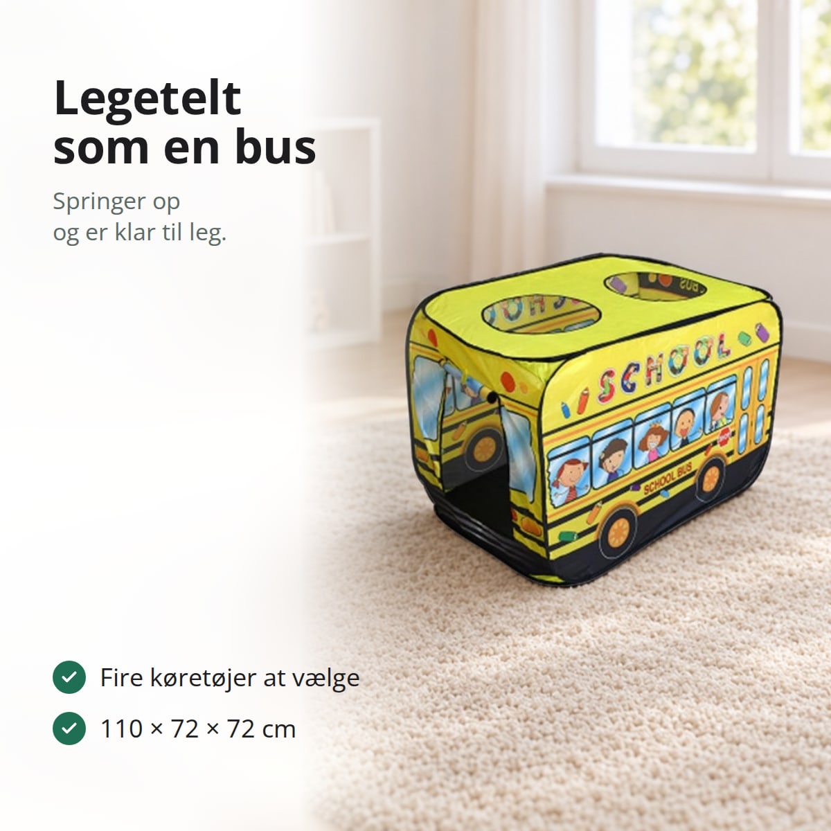 Gult legetelt formet som en skolebus i et lyst børneværelse, med teksten: fire køretøjer at vælge imellem, 110 × 72 × 72 cm