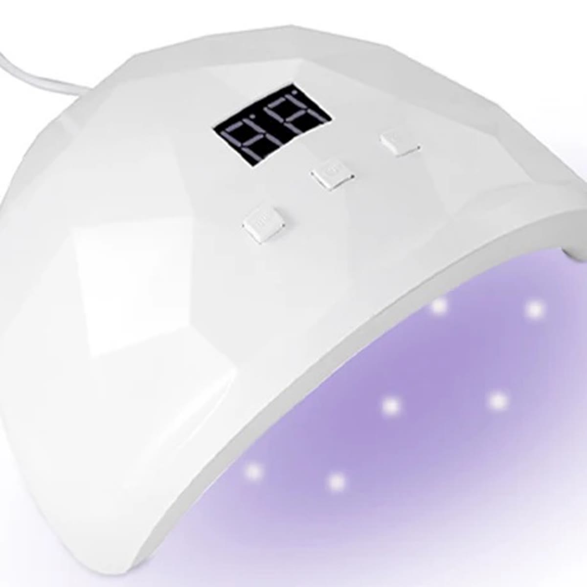 UV-lampe til negle med display og lyset tændt